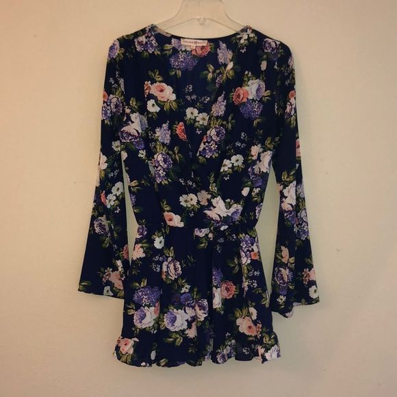 Altar’d State Floral Romper Size Small - Picture 1 of 6